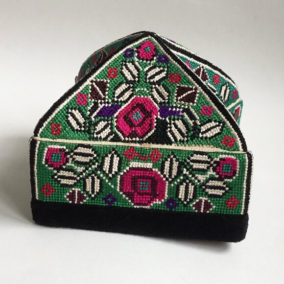 Vintage Embroidered Cross Stitch Uzbek Tubeteika Skull Cap Ethnic Hat Doppa - Picture 1 of 7